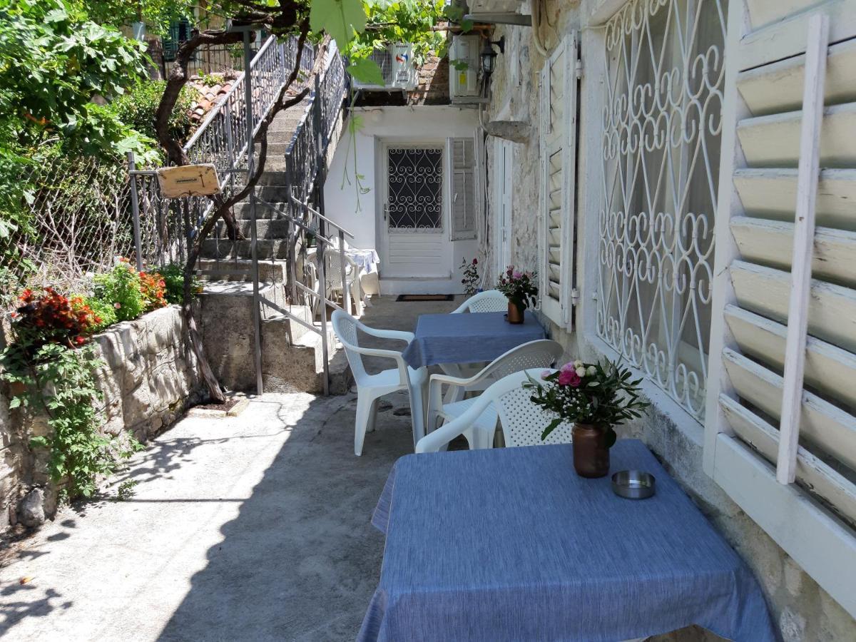 Vicky 1 Apartment Kotor Ngoại thất bức ảnh