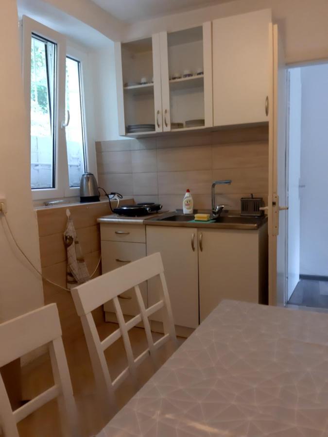 Vicky 1 Apartment Kotor Ngoại thất bức ảnh